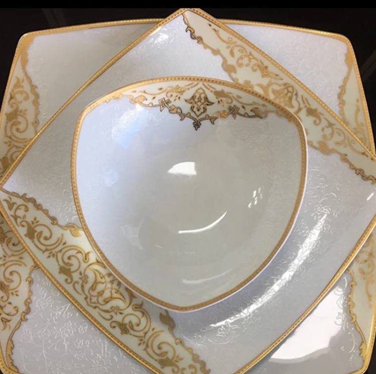 105-PIECE WHITE & GOLD DINNERWARE SET FOR 12-PERSON