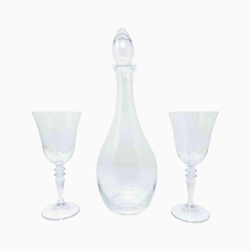 SIX PIECE WINE  GLASS SET