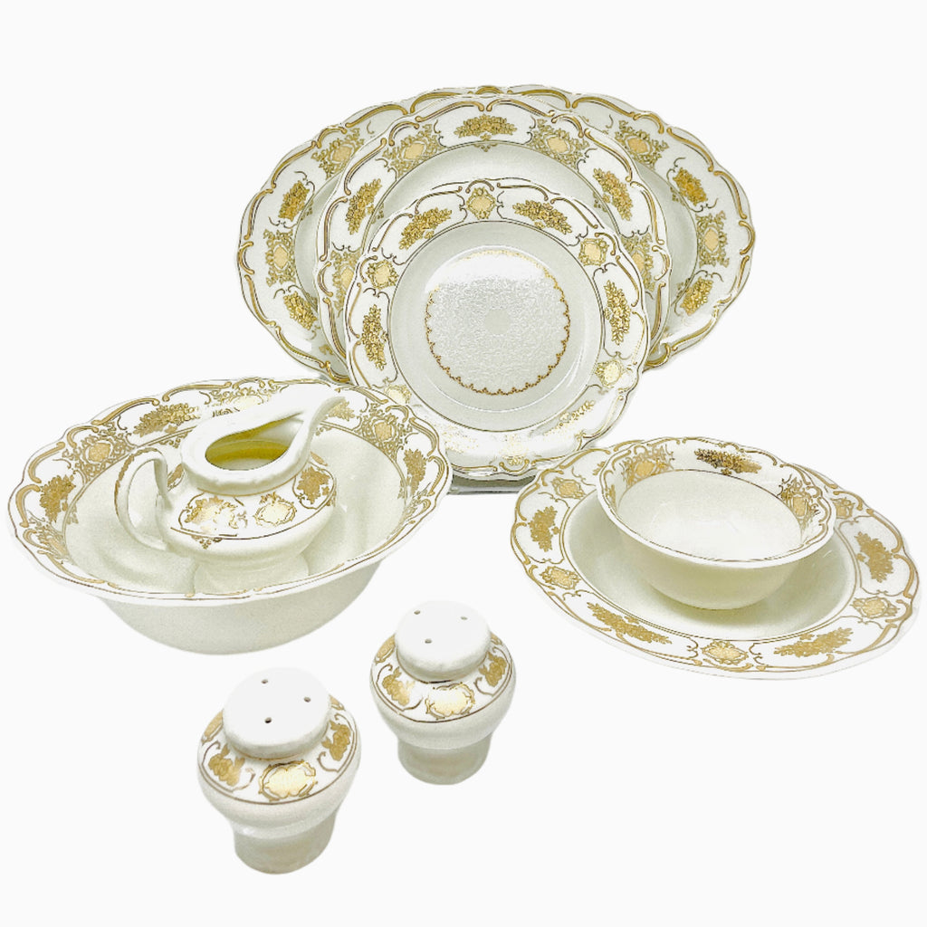 30-PIECE SHAKIRA DINNERWARE SET FOR 6-PERSON