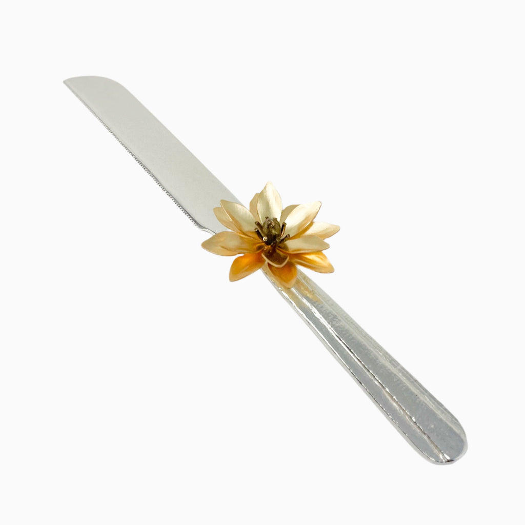 SILVER TONE CAKE KNIFE