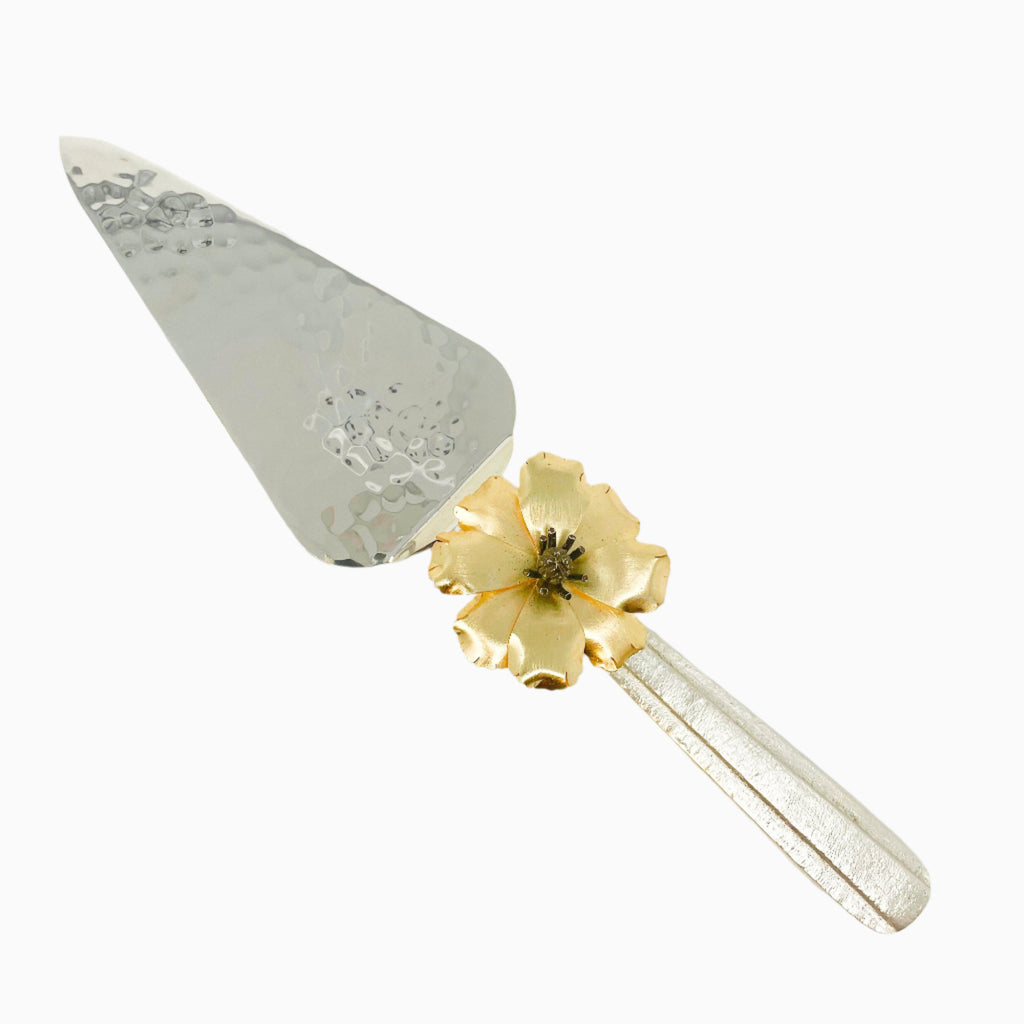 SILVER TONE CAKE SPATULA